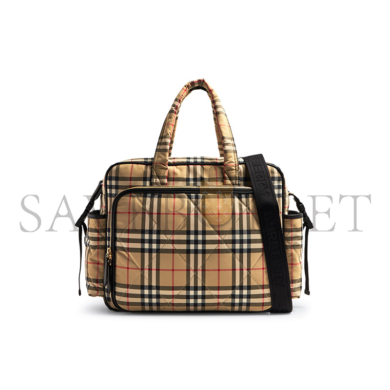 BURBERRY QUILTED NYLON BABY CHANGING BAG (42*30*18cm)